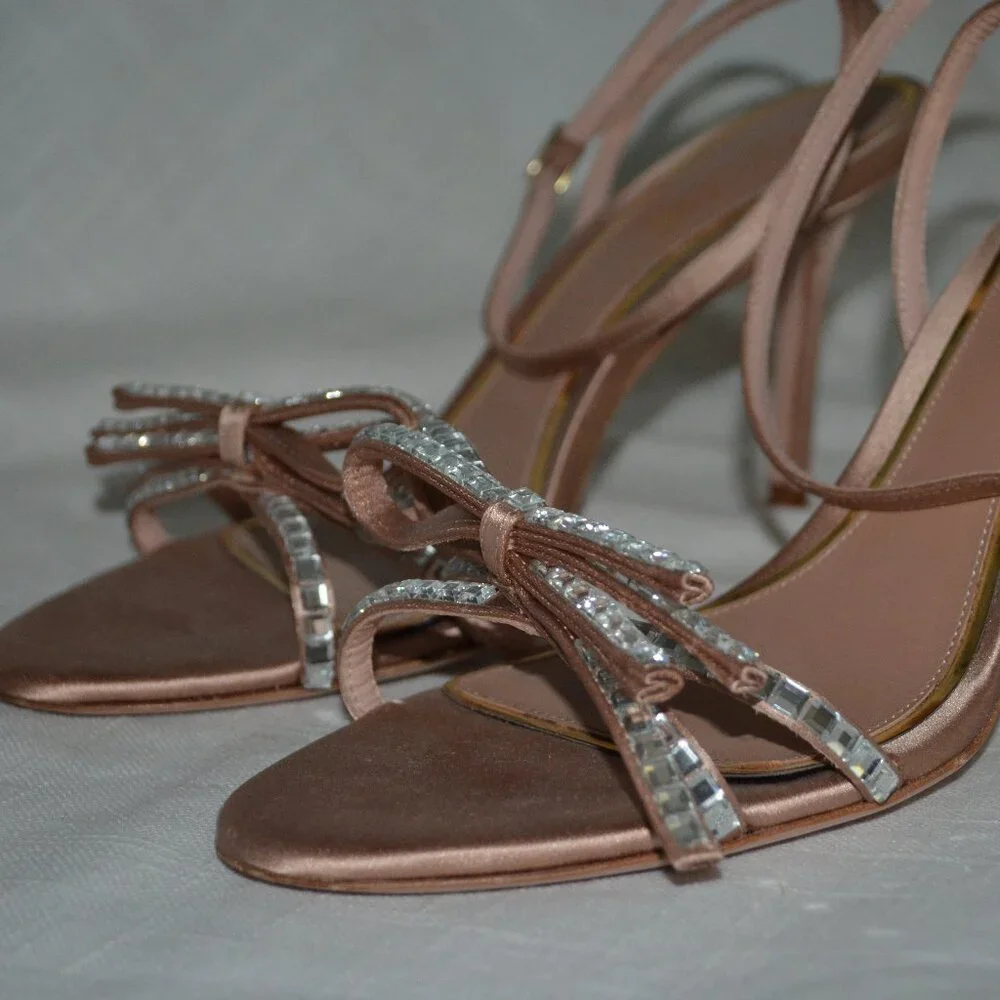 Sz 37.5  Gedebe Cecile Satin Nude Rhinestone Bow Detail 3.5